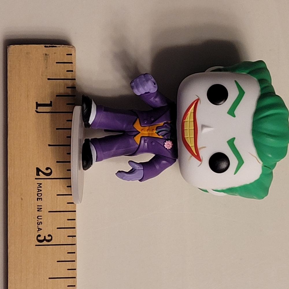 JOKER Funko Pop Funkoverse DC Comics Vinyl Figure With Stand - Picture 5 of 16